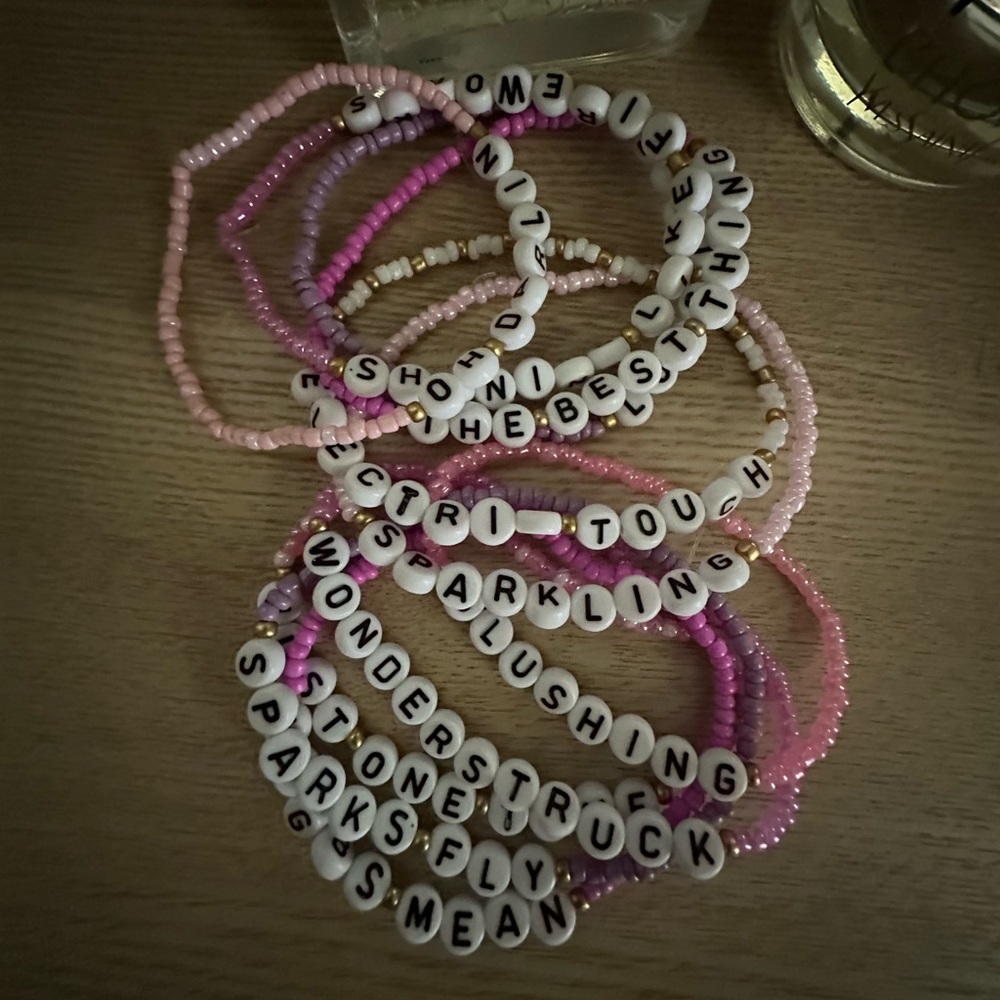 Speak Now Taylor Swift Friendship Bracelets
